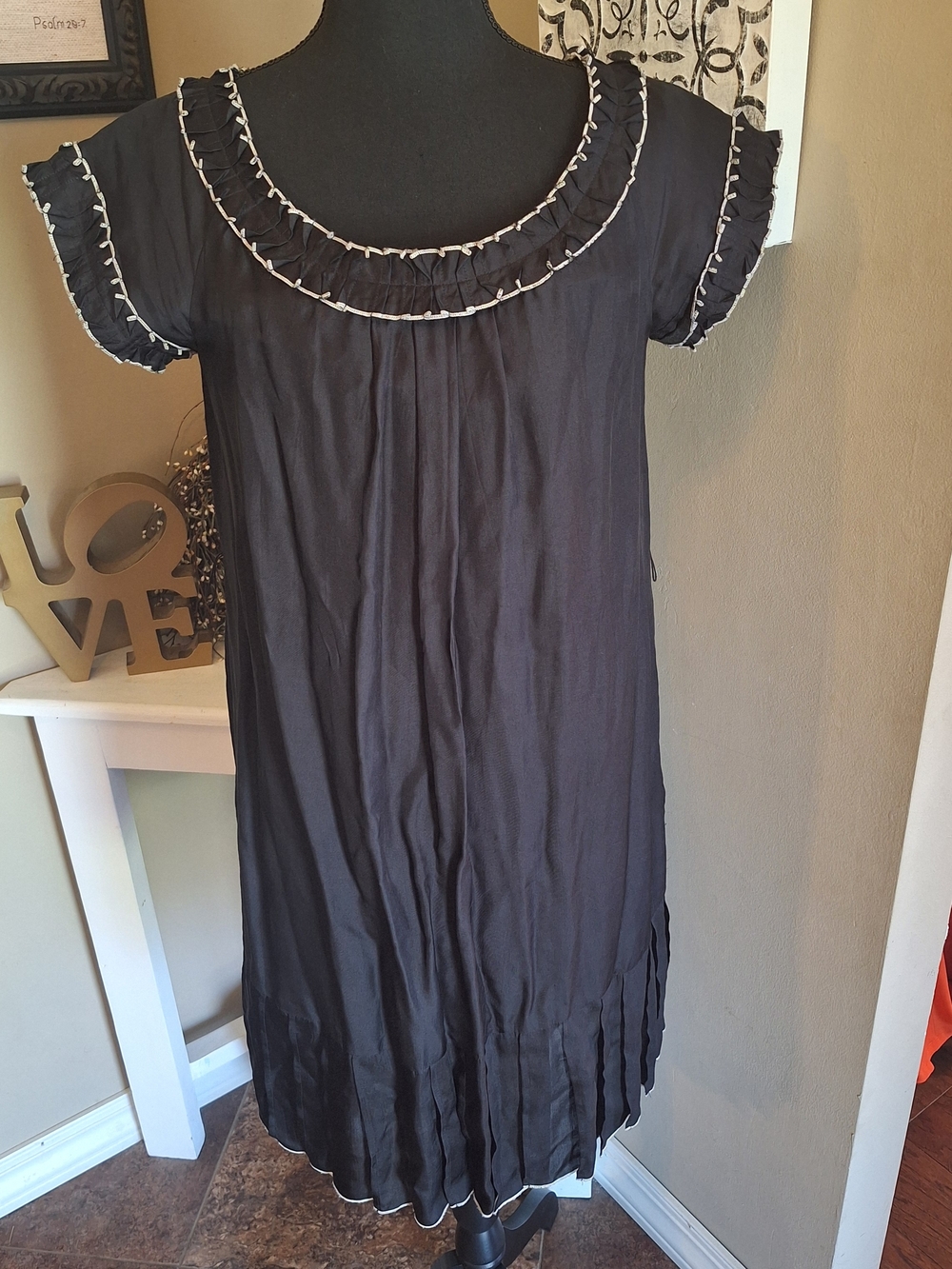 Anthropologie Boho Silk Blend Black Ruffle Pleated Dress Small